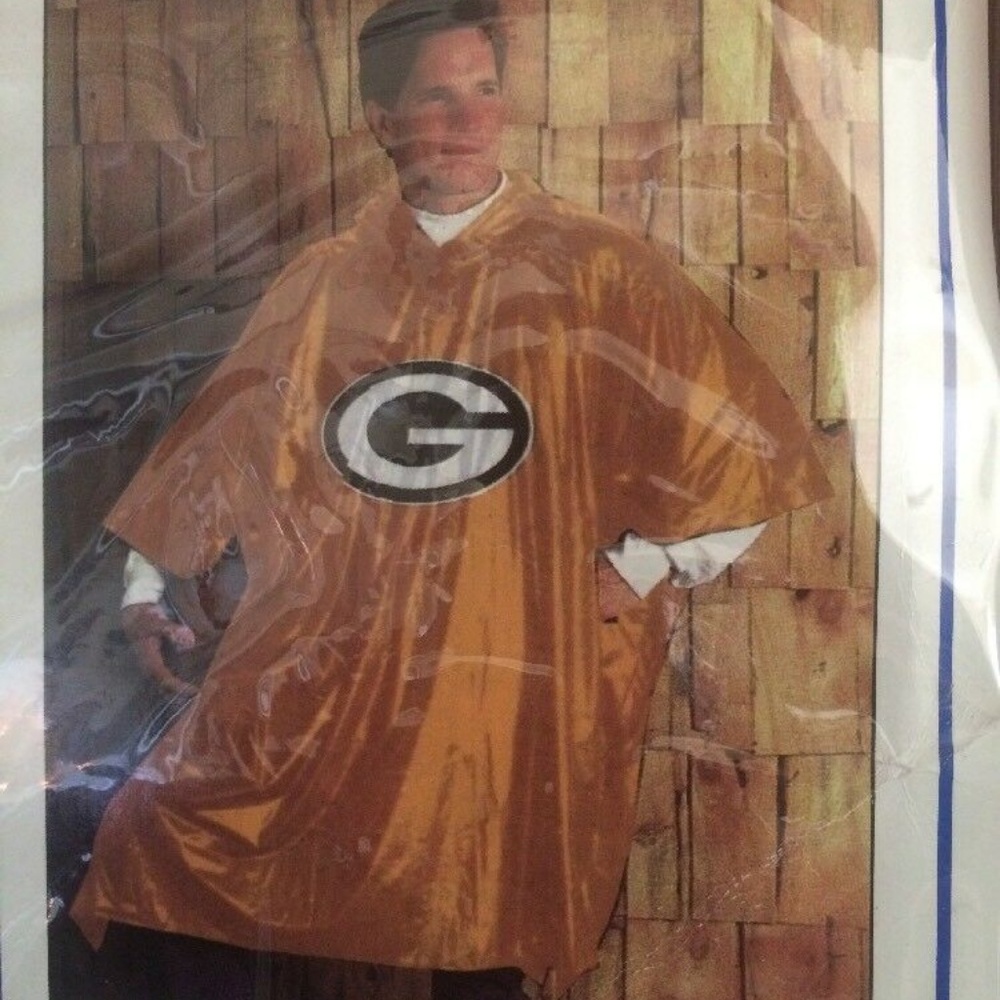NFL Packers GAMEDAY Poncho Adult Waterproof PVC